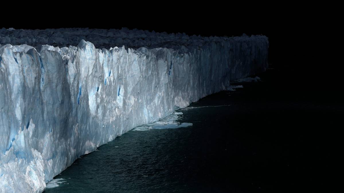 Comparison of traditional vs modern alloy ice piton performance in warming conditions showing ice piton and global warming effects