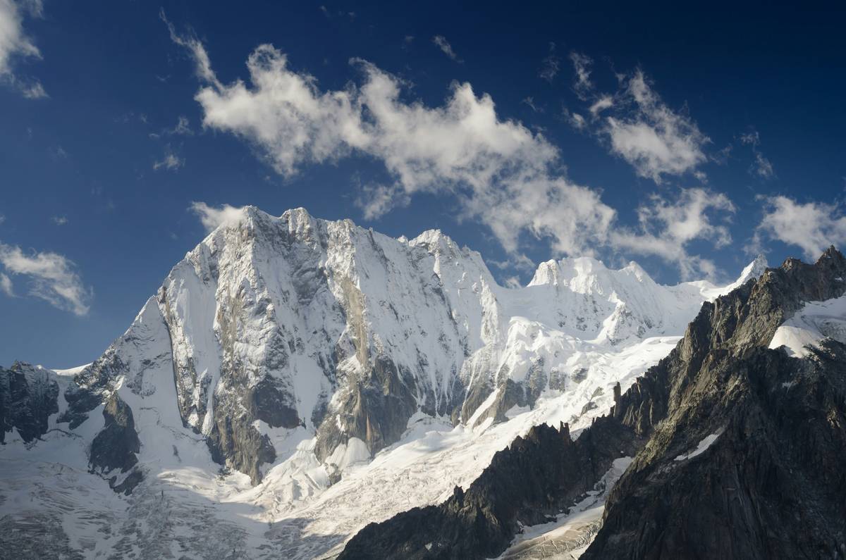 Why Your Ice Piton for Steep Terrain Might Be Failing—And What to Do Instead